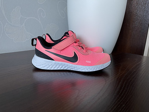 Nike tossud, s. 30 (2 foto / 5)