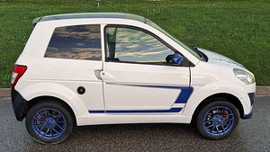 Mopeedauto Ligier Ixo Sport, ÜLEVAATUS 08.2026 (2 foto / 7)