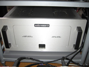 Audio Research HD220 Hybrid Power Amplifier (1 foto / 1)