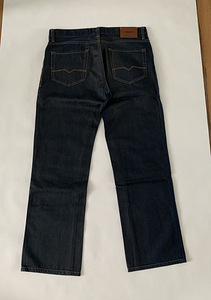 Hugo Boss джинсы, размер 35/34, оригинал (2 фото из 3)