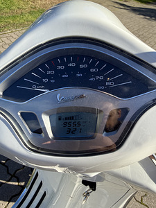 Mopeed PIAGGIO VESPA PRIMAVERA 50 (5 foto / 5)
