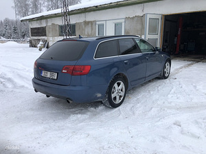 Audi a6 quattro manuaal (3 foto / 8)