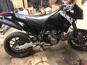 Ktm duke 640 (2 фото из 10)
