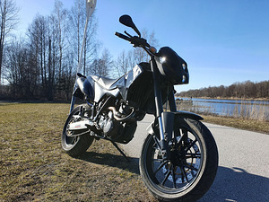 Ktm duke 640 (8 фото из 10)