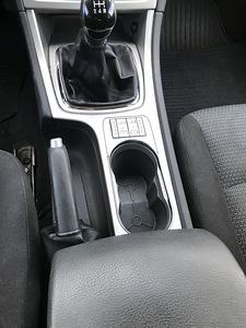 Ford Mondeo 1.8. 74kw (9 foto / 14)