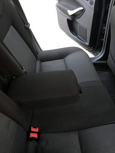 Ford Mondeo 1.8. 74kw (11 foto / 14)