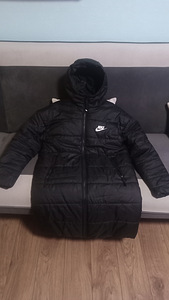 Talvine naiste jope NIKE (1 foto / 4)