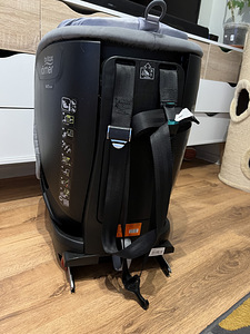 Britax Römer Trifix2 i-size (7 foto / 7)