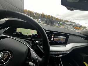 Skoda Octavia (8 foto / 8)