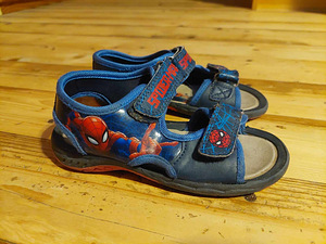 Spidermani sandaalid nr 27 (1 foto / 2)