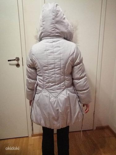 Продам зимнее пальто, размер 140-152 см. (фото #6)