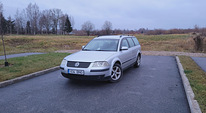 VW Passat 1.6 i 75 kw, 2002