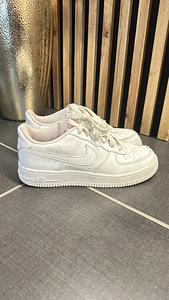 Nike Air force 1 (1 фото из 5)