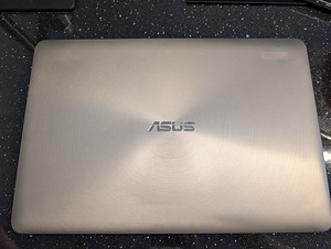 ASUS N551JB, i7, 15", Windows 10 Home, 1TB HDD, 12 GB RAM (1 foto / 5)