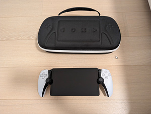 Playstation Portal (3 foto / 4)