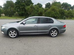 Škoda Superb 1.8 118kw (7 foto / 9)