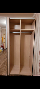 Lükandustega riidekapp Stock (hele vaher) (4 foto / 4)