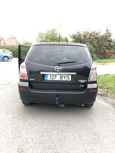 Toyota Corolla Verso (1 foto / 3)