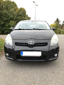 Toyota Corolla Verso (2 foto / 3)