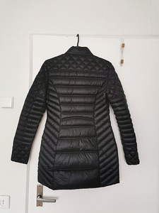 Guess куртка S (4 фото из 4)