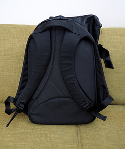 Cote&Ciel Isar Veneer Backpack Onyx Black Seljakott (6 foto / 9)