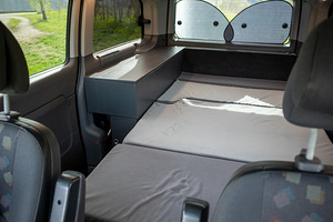 Mercedes Vito Viano Camper интерьер (8 фото из 10)