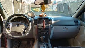 Kia Sorento (4 фото из 8)