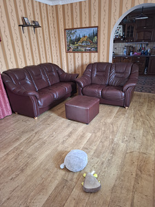 Nahast komplekt 3+2+jalapink (1 foto / 3)