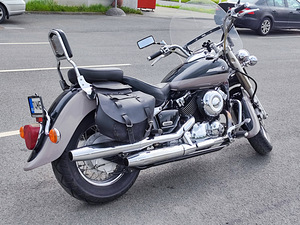 Yamaha XVS 650 Drag Star (3 foto / 10)