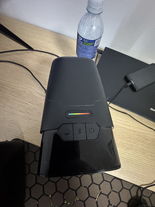 JBL QUANTUM DUO mängu- ja kaasaskantavad Bluetooth kõlarid (1 foto / 3)