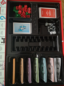 Lauamäng Monopoly (2 foto / 3)