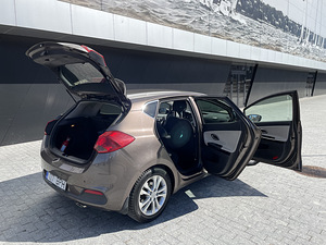 Kia CEED 2015. 1,6L 99kw (2 foto / 12)