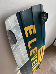 NEW ELEVEIGHT COMMANDER 137cm (3 foto / 9)