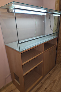 Terrarium koos alusega (2 foto / 4)