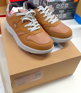 LOT! Walkmaxx jalatsid suurus 38 (1 foto / 1)