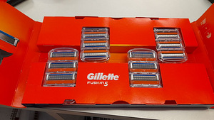 LOT! Gillette Fusion5 raseerija lisapead, 16 tk (2 foto / 2)