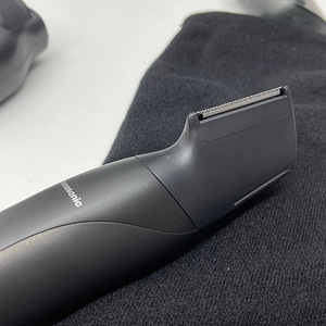 LOT! Panasonic ER-GD61 i-SHAPER habeme trimmer (10 foto / 10)