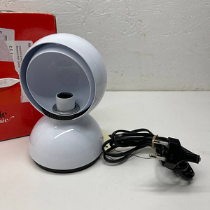 LOT! Artemide Eclisse lamp, valge energiaklass A++ (2 foto / 4)