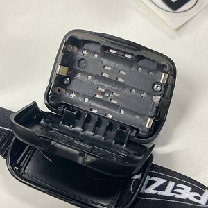 LOT! Petzl Actik Core 450 luumeni pea taskulamp (8 foto / 9)