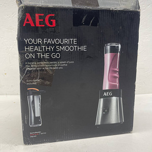 Миксер AEG Блендер (2 фото из 9)