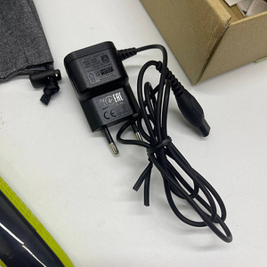 LOT! UUS PHILIPS OneBlade QP2630/30 pardel trimmer (8 foto / 10)