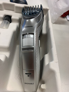 Машинка для стрижки волос Panasonic ER-GC71 (4 фото из 5)