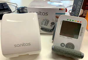Тонометр Sanitas SBC 22 Wrist (2 фото из 3)
