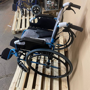 LOT! Mobiclinic, Bolonia alumiiniumist ratastool, kokkupanda (8 foto / 10)