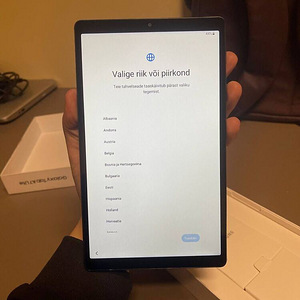 Планшет Samsung Galaxy Tab A7 Lite 8.7 Wi-Fi (8 фото из 10)