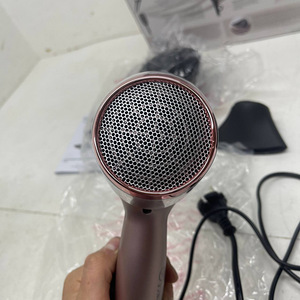 Фен Remington 2200 Вт D570 7 (9 фото из 10)