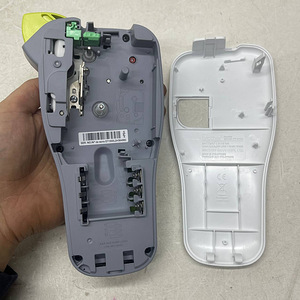 Принтер этикеток Brother P-touch H105 (9 фото из 10)