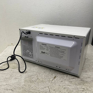 LOT! Toshiba MM2-AM23PF 800W mikrolaineahi 23 l (9 foto / 10)