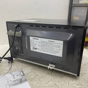Микроволновая печь Toshiba MW2-AG23PF 23л Гриль (10 фото из 10)