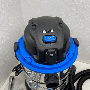 Пылесос Vacmaster 30л 1500Вт (5 фото из 10)